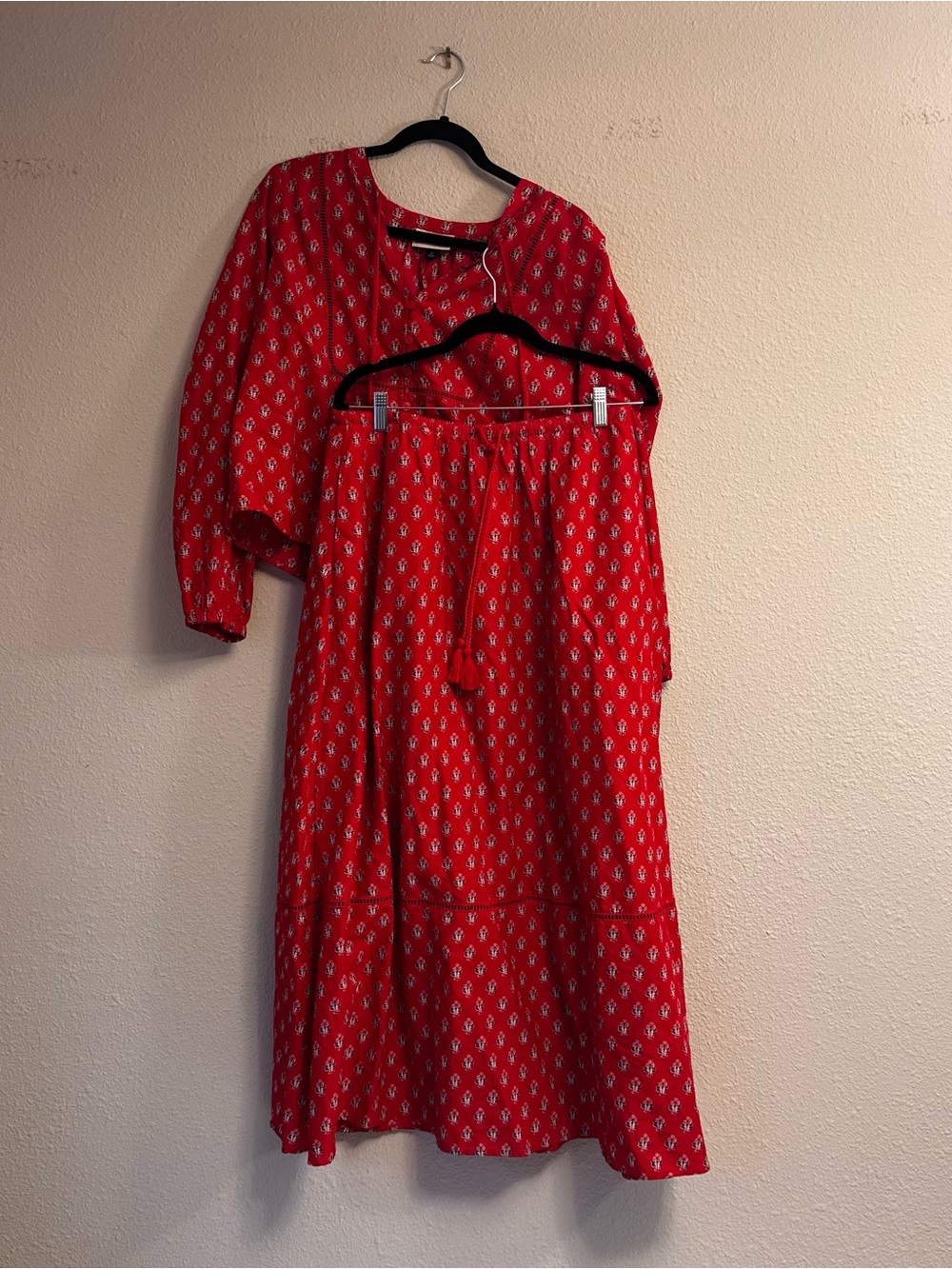 Universal Thread Red Printed Midi Dress with Tie Waist